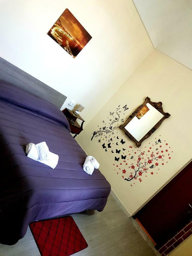 Appartement I Tetti Del Centro Storico à Naples Extérieur photo
