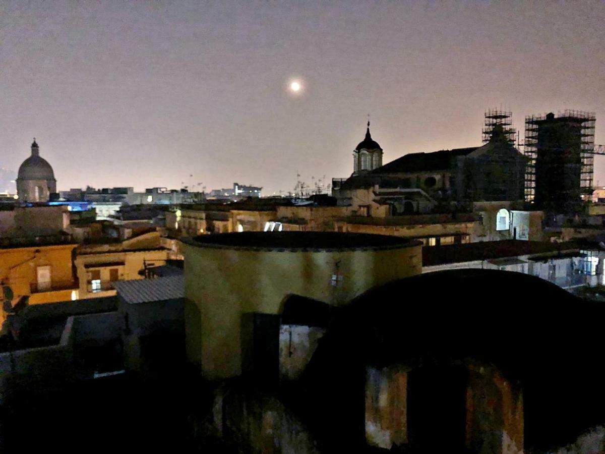 Appartement I Tetti Del Centro Storico à Naples Extérieur photo